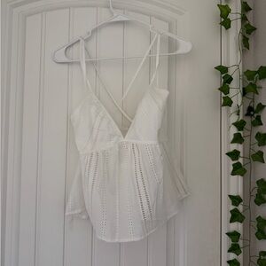 Elegant White Lace Women’s Top